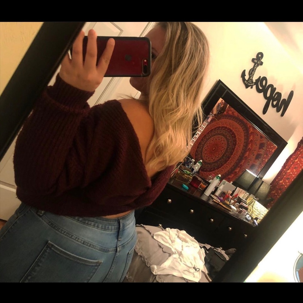 COPY - Off the shoulder sweater